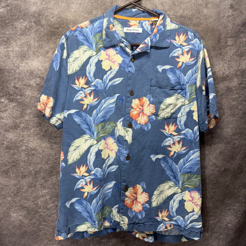 Tommy Bahama 100% Silk Floral Hibiscus Hawaiian Camp Shirt Size M Aloha Cruise